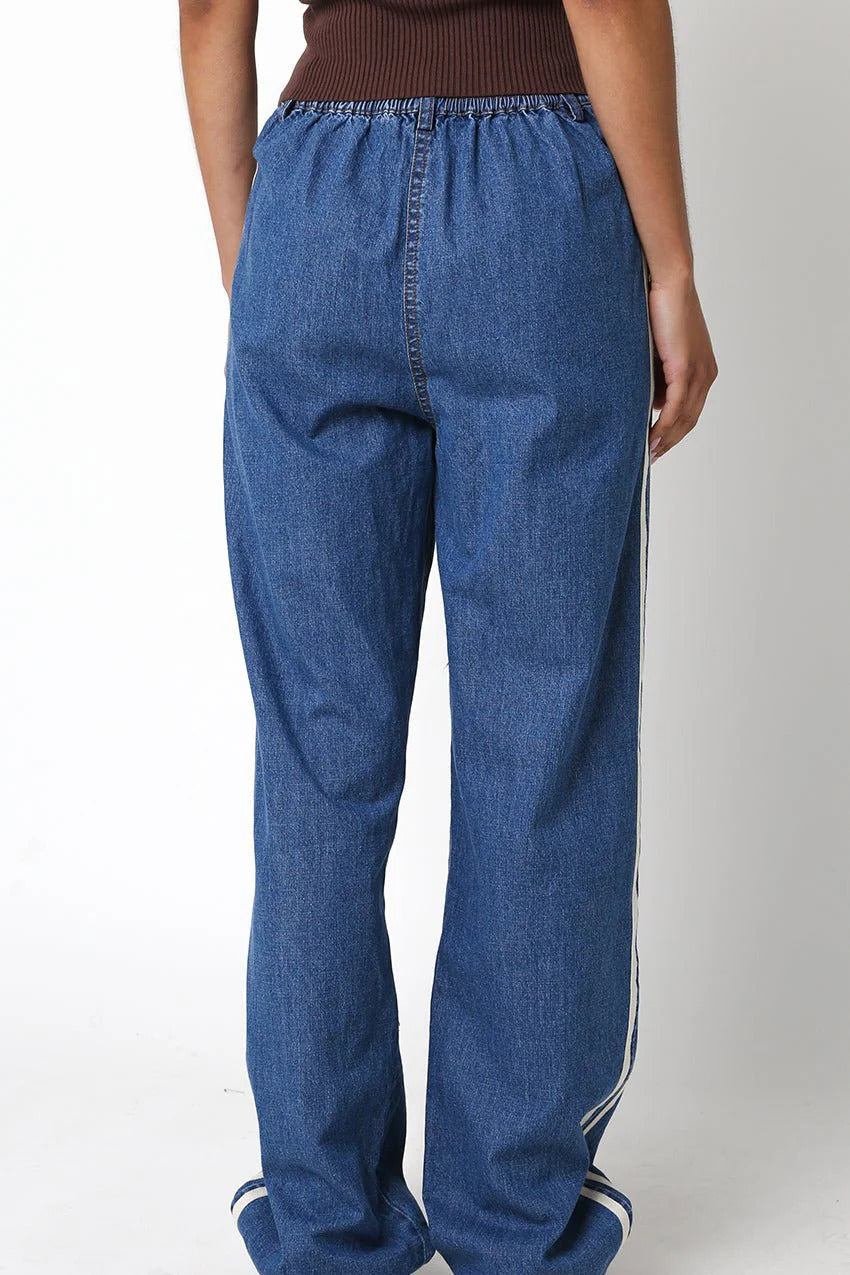 Ruby & Jenna Women's Denim Side Stripe Pant