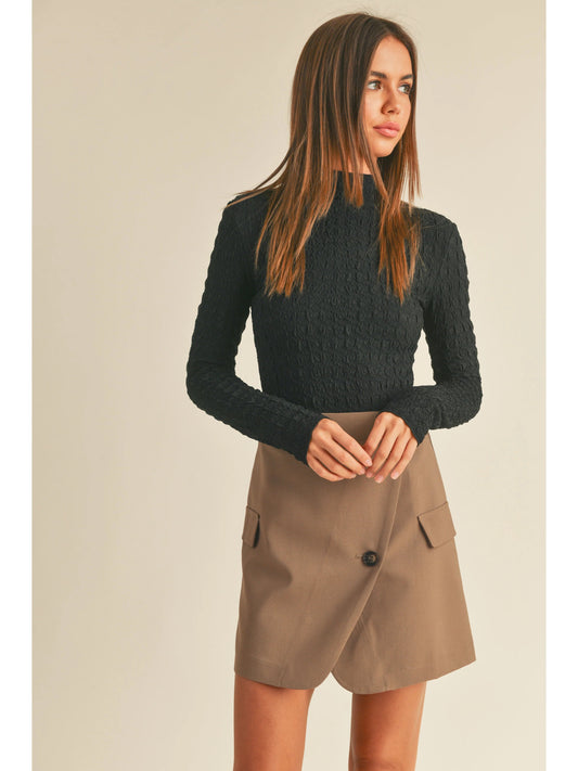Ruby & Jenna Women's Textured Fabric Long Sleeve Top