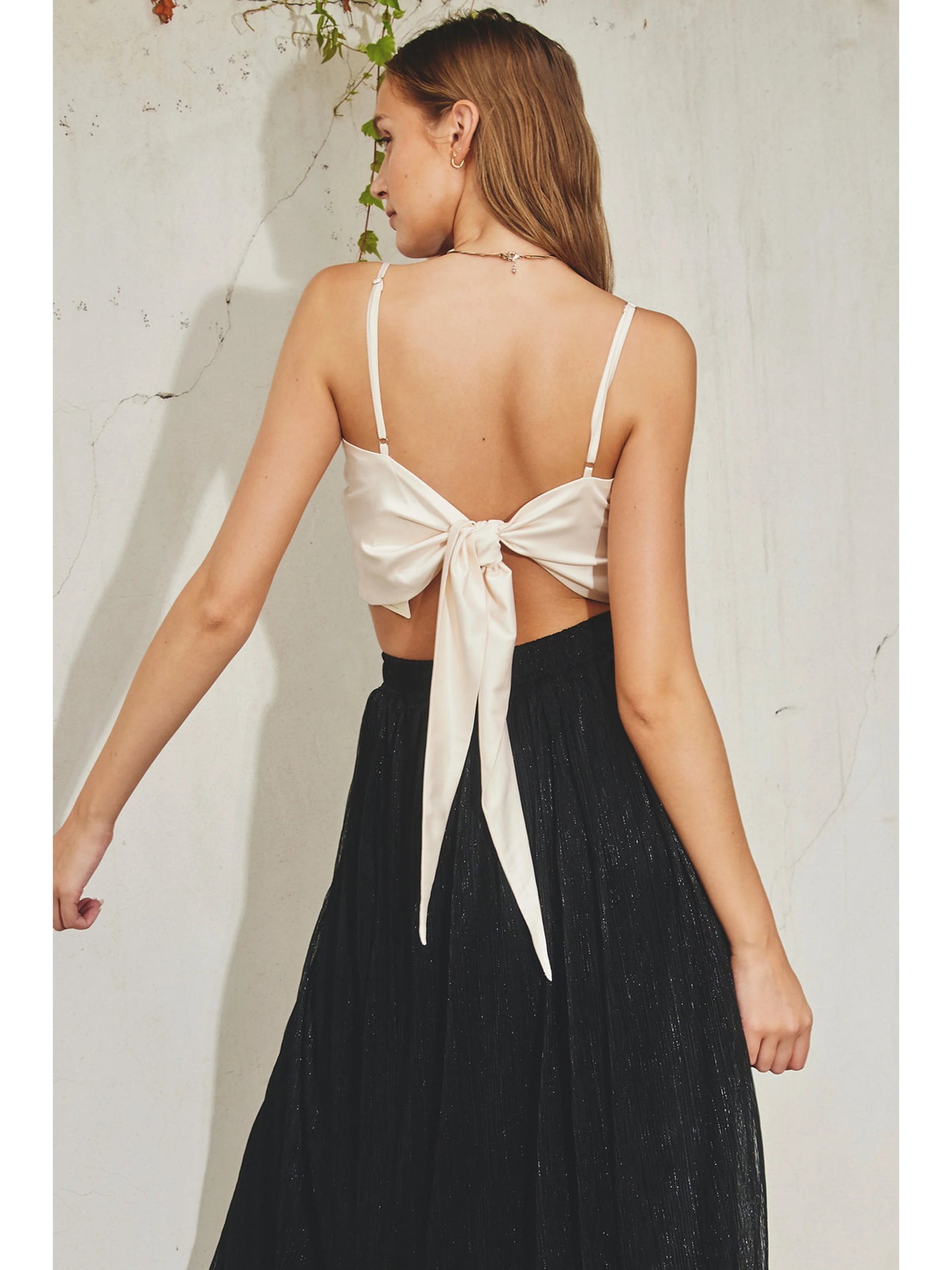 Ruby & Jenna Women's Tie Back Cami Top