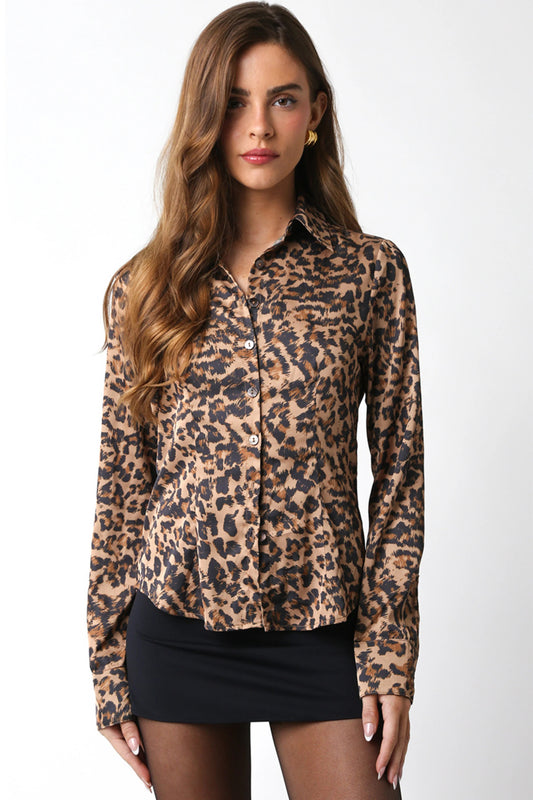 Ruby & Jenna Women's Leopard Button Up Top