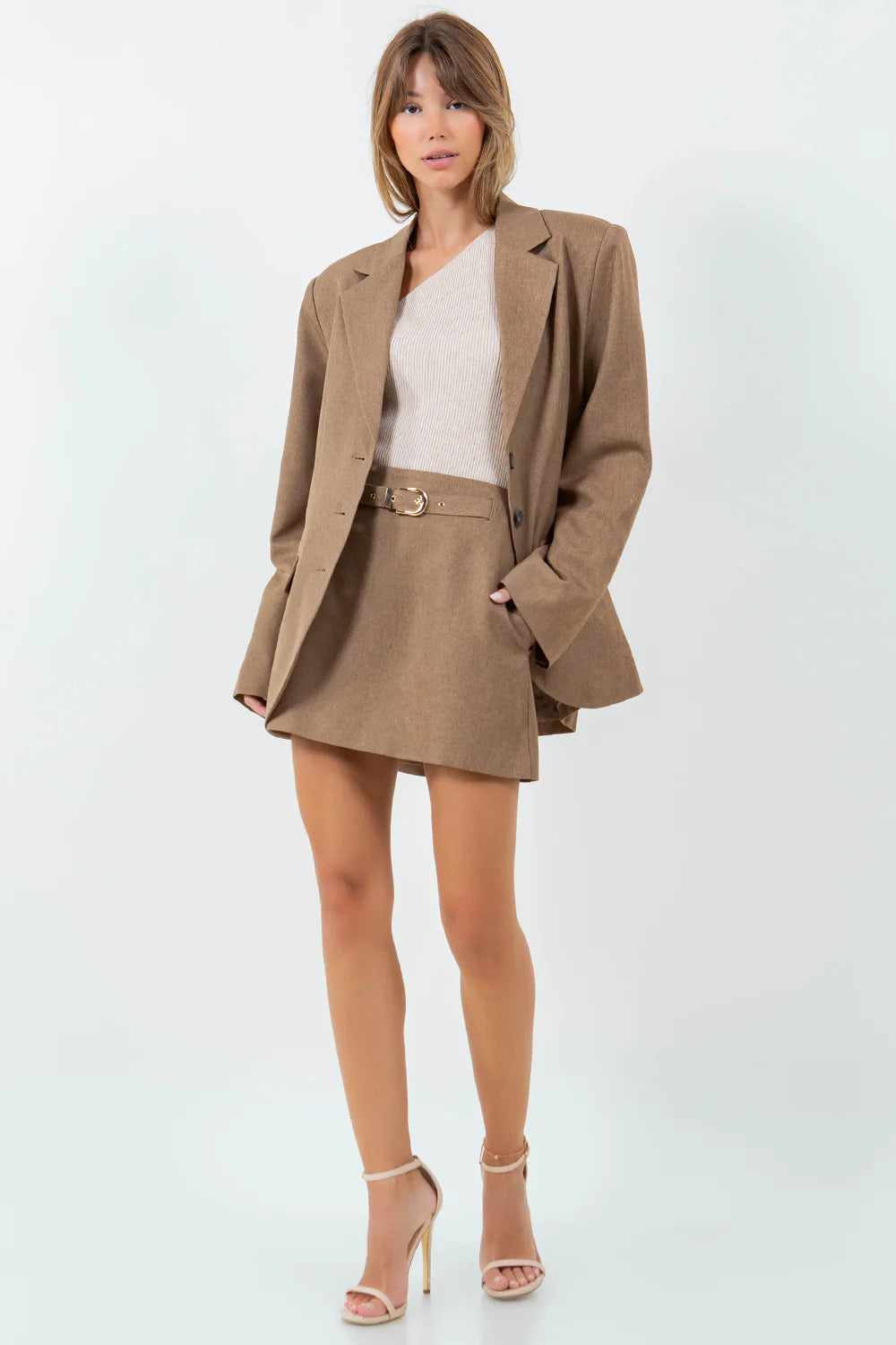 Ruby & Jenna Women's Oversized Padded Blazer