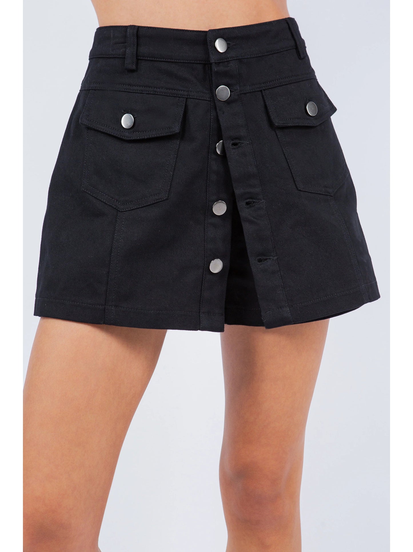 Ruby & Jenna Women's Button Up Skort