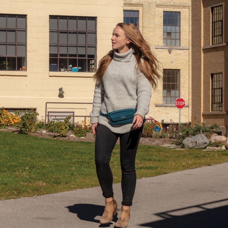 TravelonAnti-Theft Essentials Belt Bag