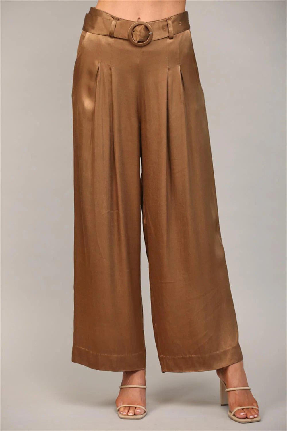 Ruby & Jenna Women's Pleated Front Detail Wide Leg Pant