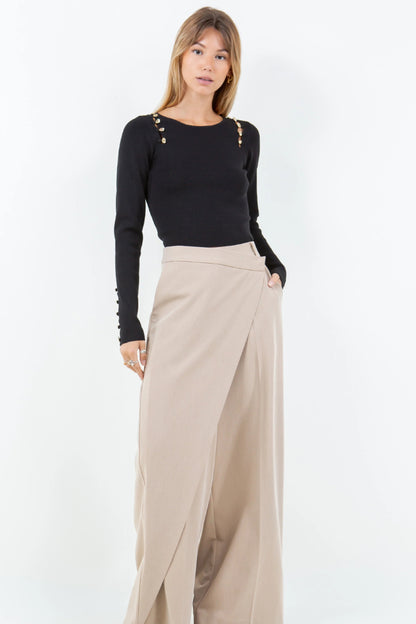 Ruby & Jenna Women's Abstract Button Detailed Knitdown Sweater