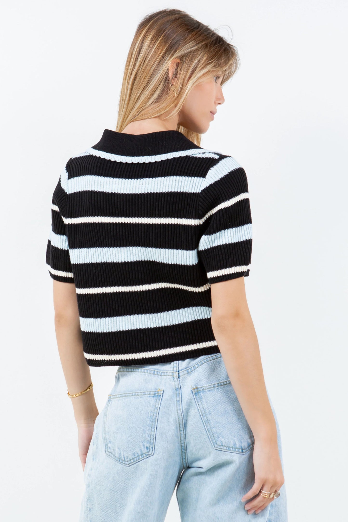 Ruby & Jenna Women's Cropped Stripe Scallop Collar Sweater
