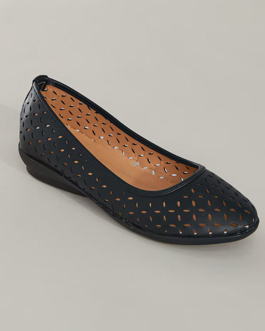 BLAIR Women’s Shoes Stella Slip-Ons By Classique (Black) - x3