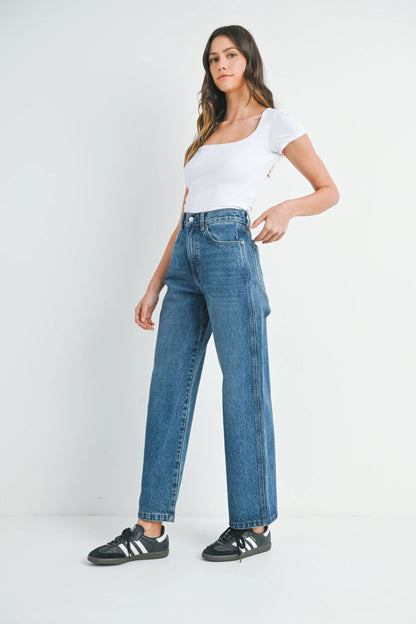 Ruby & Jenna Women's Just Black - Relaxed 90's Straight Jean
