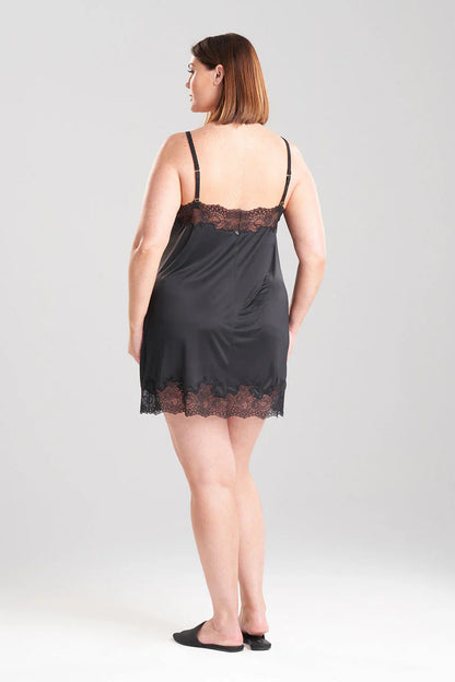 NATORI Enchant Lace Trim Chemise 1