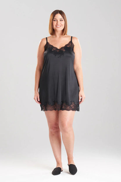 NATORI Enchant Lace Trim Chemise 1