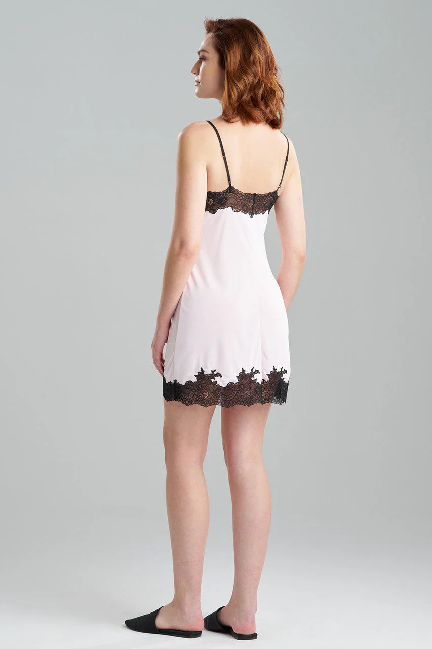 NATORI Enchant Lace Trim Chemise 3