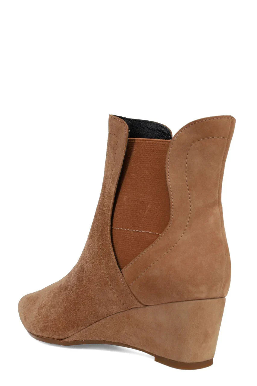 Natori Gaisha-Su Suede Wedge Bootie - Doe