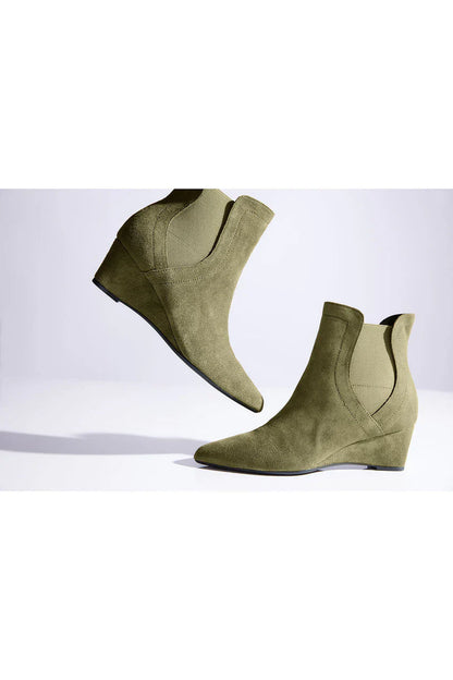 Natori Gaisha-Su Suede Wedge Bootie - Olive