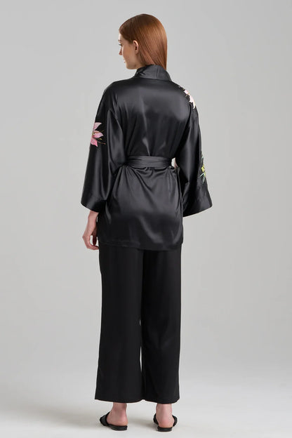 NATORI Glamour Floral Applique Wrap