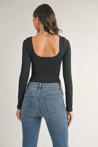 Ruby & Jenna Women's Double Scoop Neck Long Sleeve Bodysuit