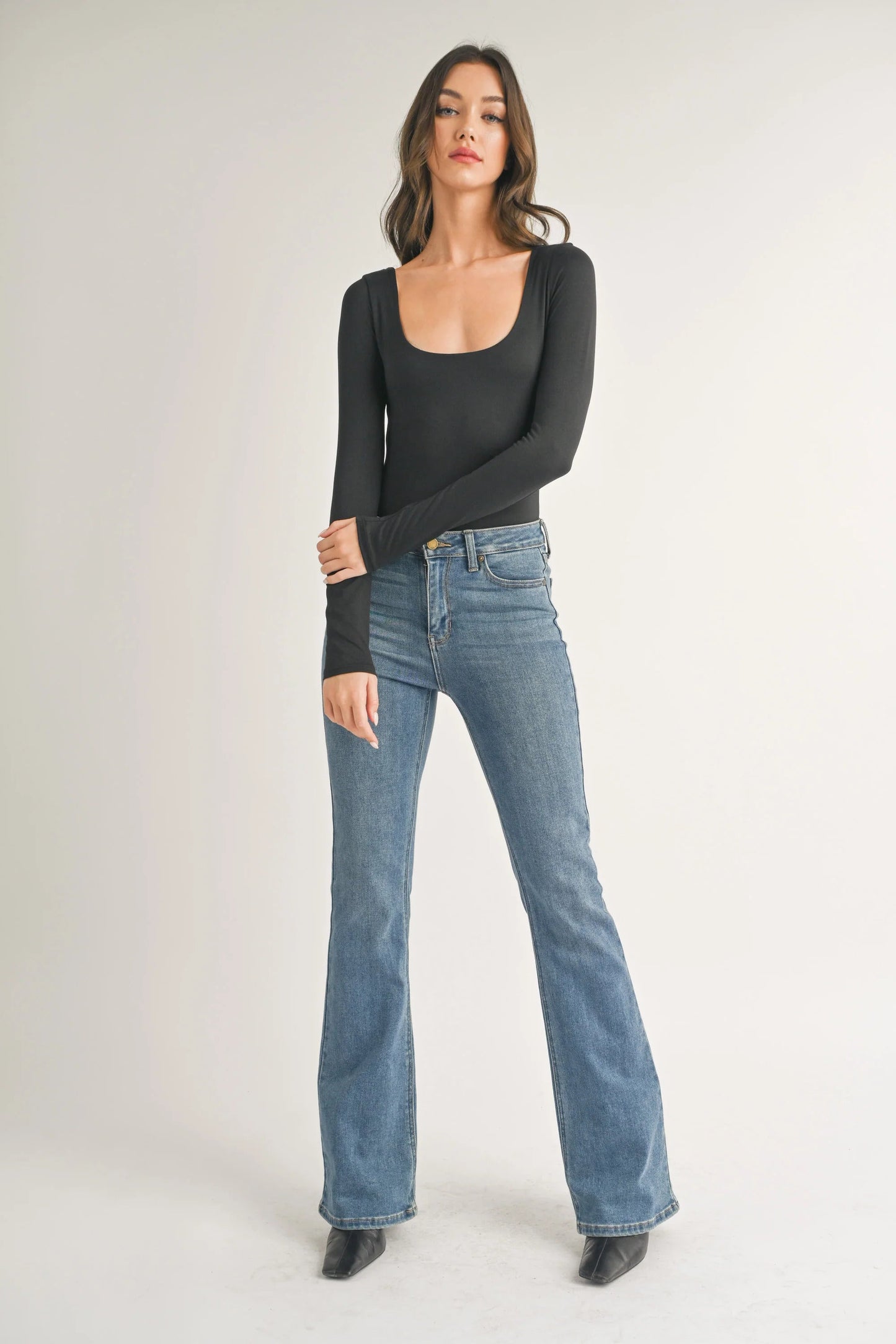 Ruby & Jenna Women's Double Scoop Neck Long Sleeve Bodysuit