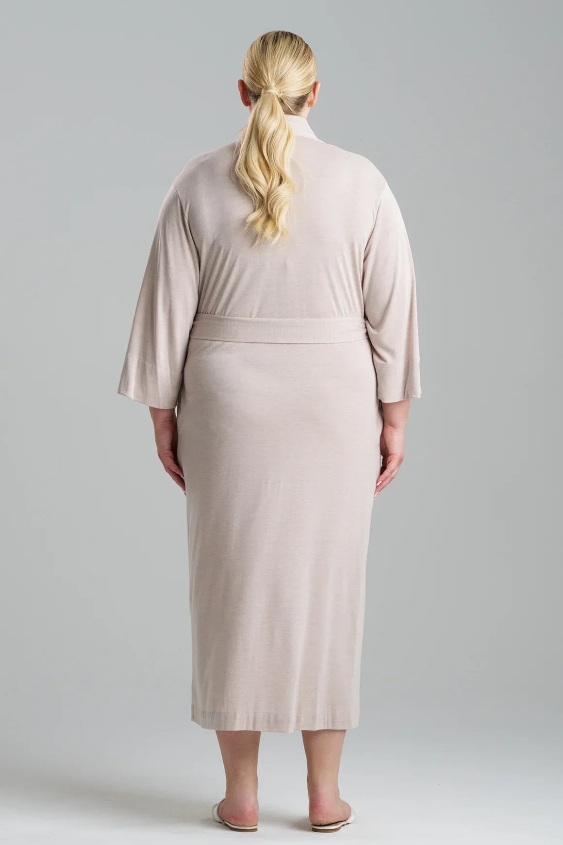 NATORI Shangri-La TENCEL Robe 2