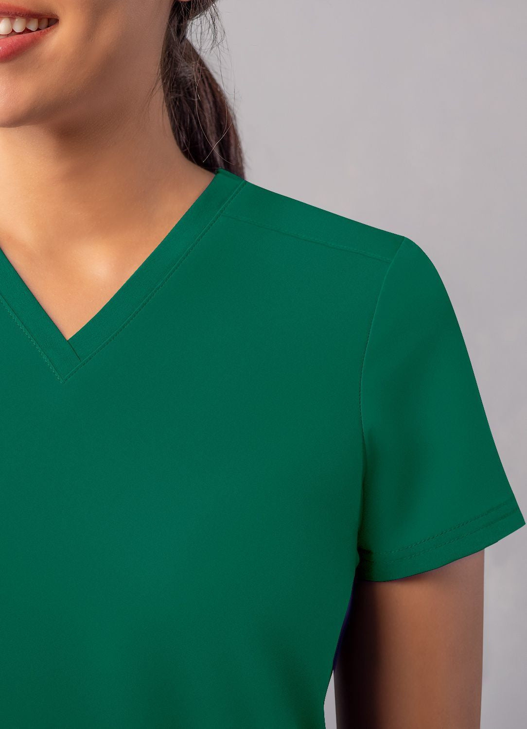 Adar Women's Modern V-Neck Top 1
