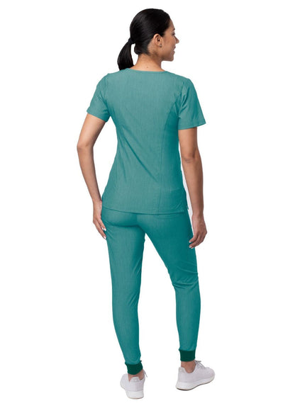 Adar Women's Flawless Plus Scrub Set 2